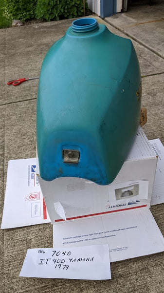 Sold Ebay Yamaha IT400 Gas Tank 7040