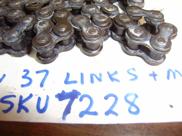 Used 420 chain 37 links plus masterlink   ski 7228