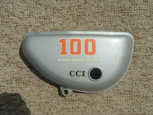 Suzuki TS100  1974 Oil tank  Sidecover Stardust silver Gray sku 1072
