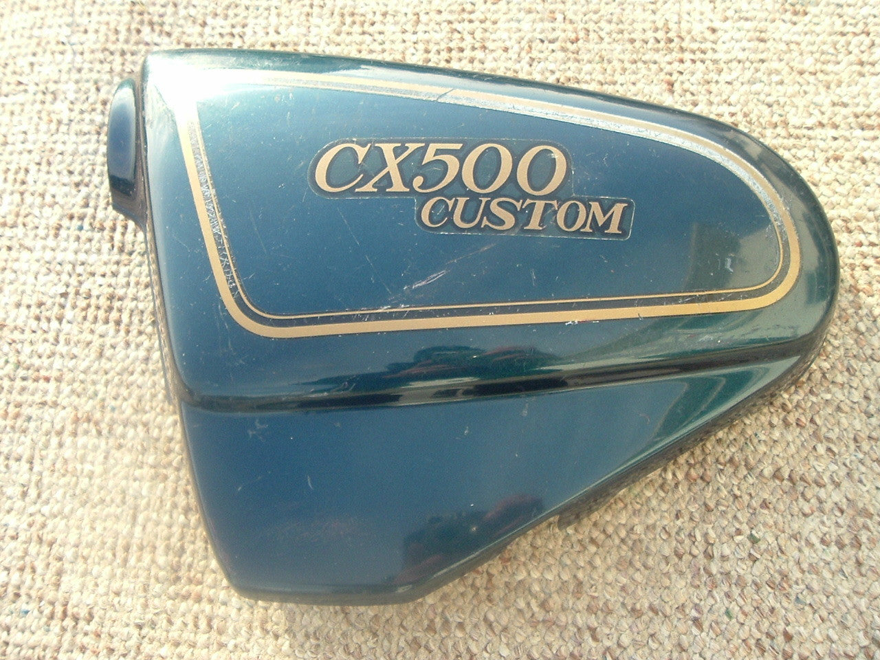 Sold Honda CX500 Custom Candy Universal blue Left Sidecover 83600-449A
