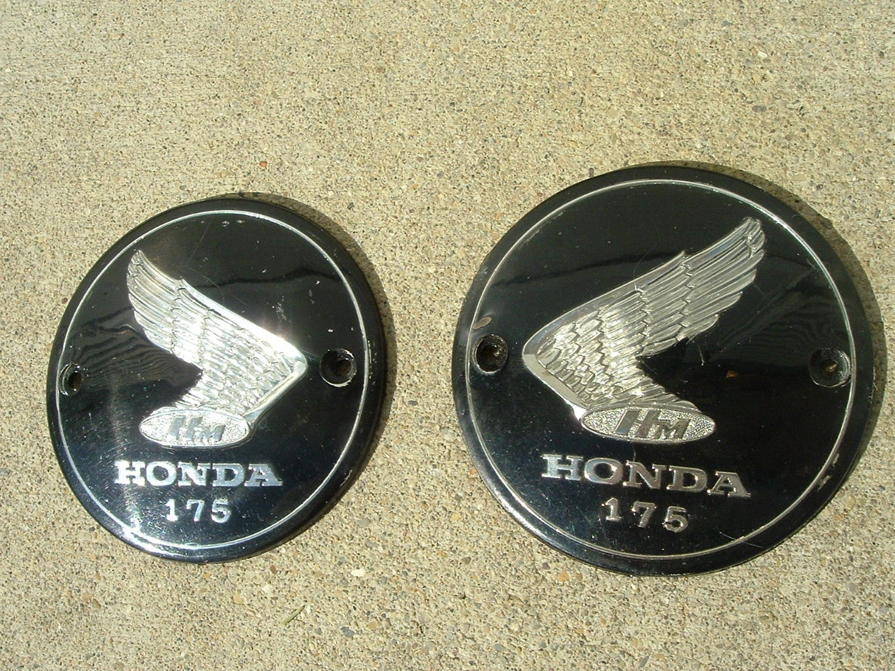 Honda CA175 CD175 Gas Tank Badge Pair 1116