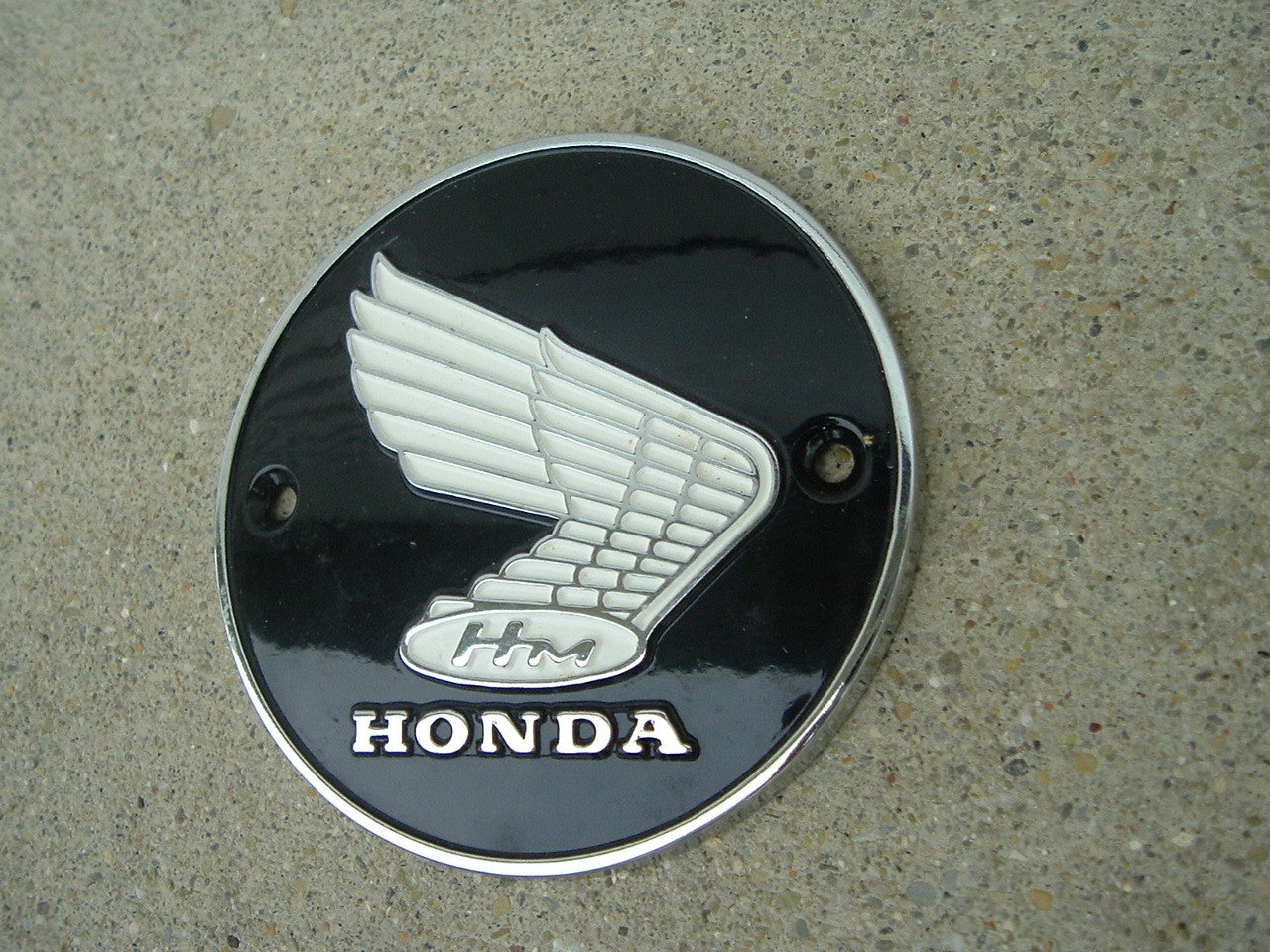 Honda CA175  CB77 CA77  Superhawk or Dream Right Gas Badge 87020-230-010  my sku 1117
