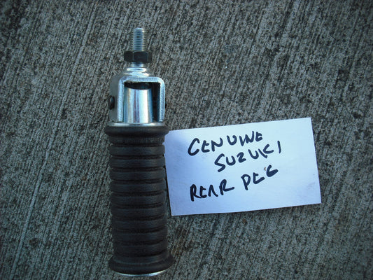 Suzuki Genuine NOS Rear Footpeg 3138