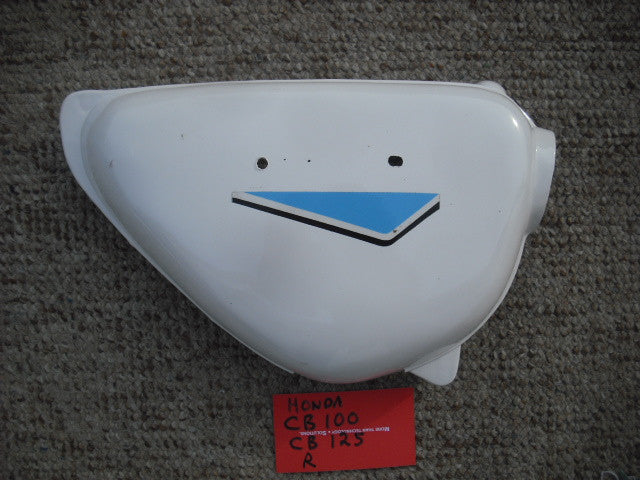 Honda CB100 or CB125  New White right Sidecover 4547