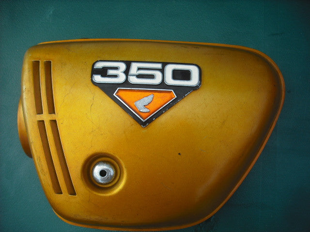 Honda CB350 K4 Left  Candy Gold Sidecover with badge