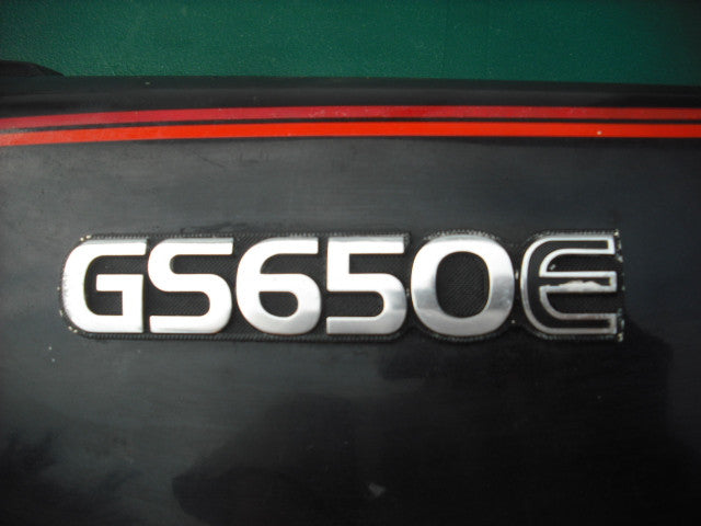 Suzuki GS650E Left Black Sidecover 47211-34500 sku 3973