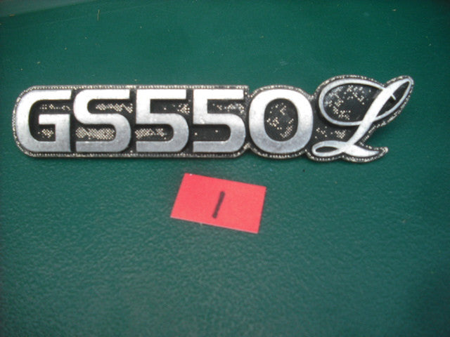 Suzuki GS550L Badge Pair 3992