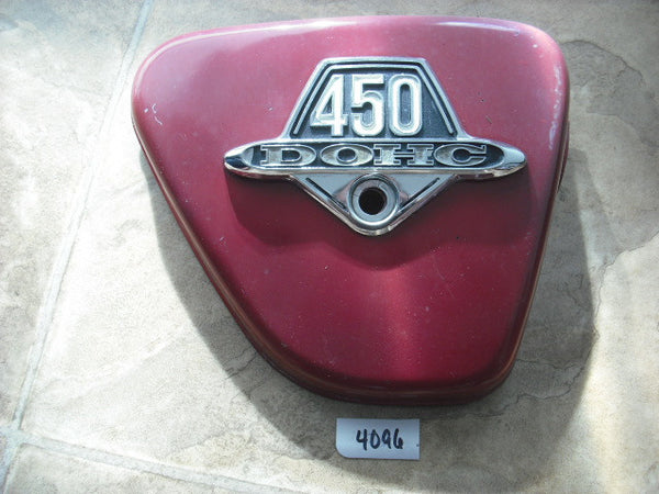 Sold Honda CB450 red right sidecover 4096