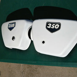Honda CB CL350 White Sidecover pair blue badges