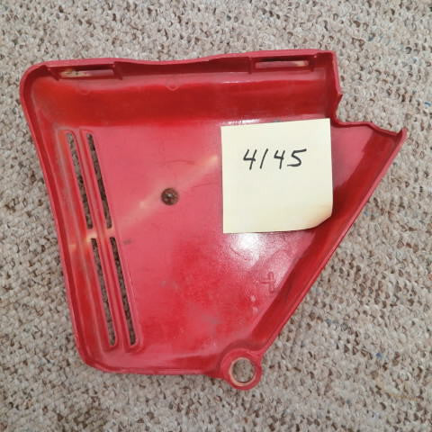 Sold Honda CB360T right red sidecover w badge 4145