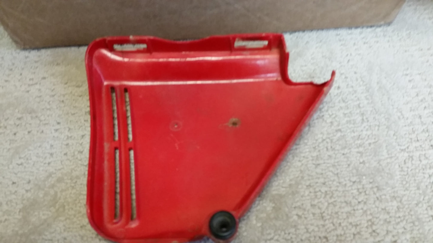 Honda CB360 right red sidecover with badge choice 4255