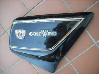 Honda GL1100 Gold Wing sidecover right black 1980  83600-463-0000 1663