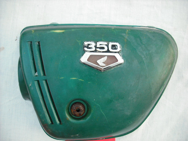 Sold Honda CB350 K3 left  Derby Green sidecover with badge