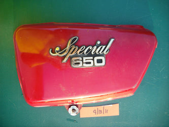 Yamaha XS6501979  Special left sidecover Red 1984