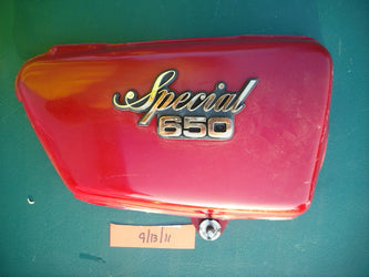 Yamaha XS6501979  Special right sidecover Red 1993