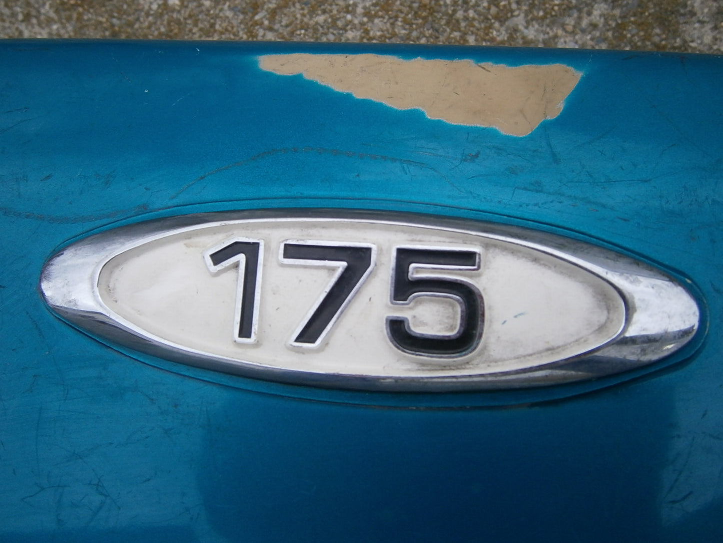 Sold on Ebay Honda CB175K4 K5 left  Blue Sidecover with. badge 17231-315-000    sku 4474