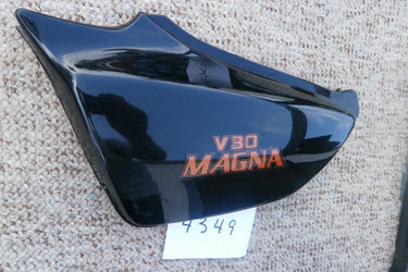 Honda VF500C Sidecover left V30  NOS Black Sidecover 23700-MJ8A-000 sku  4349