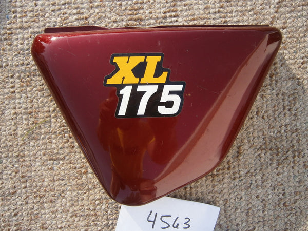 Honda XL175 left sidecover 4563