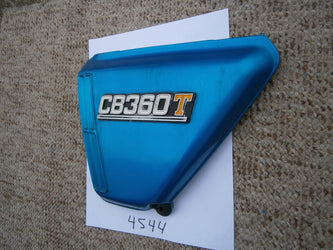 Honda CB360T left Candy Sapphire Blue Sidecover 4544