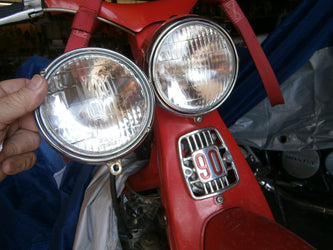 Honda CM91 90cc 6V Headlight and Shell Stanley HM-3N-S  4600