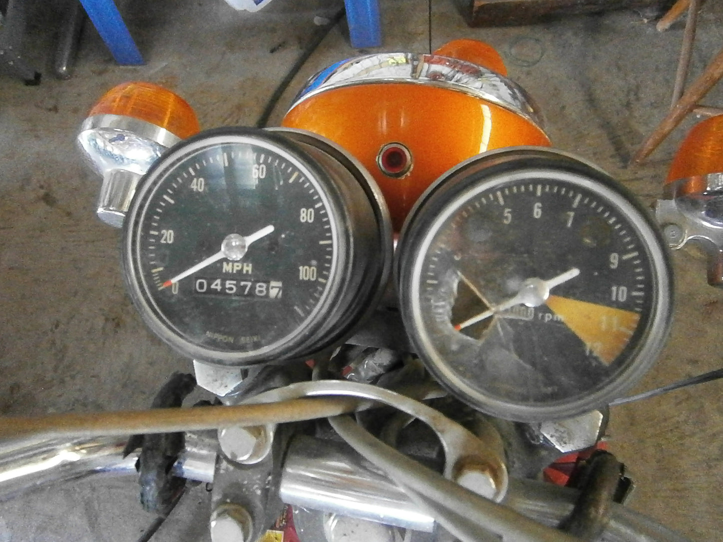 Sold via substitute parts - Honda CL175 speedometer and tachometer 4439