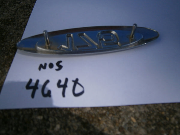 Sold by Invoice 11/25/16Honda CB 175 CL175 NOS New Sidecover Badge 4640
