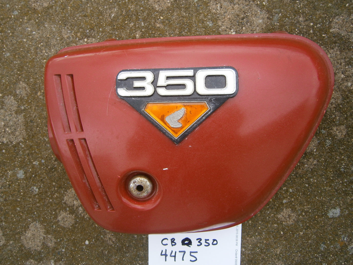 Honda CB350K4 left Gentle Maroon Metallic sidecover with badge 4475